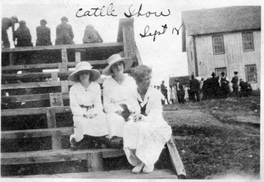 68 Helen at Cattle Show - Sept 1918